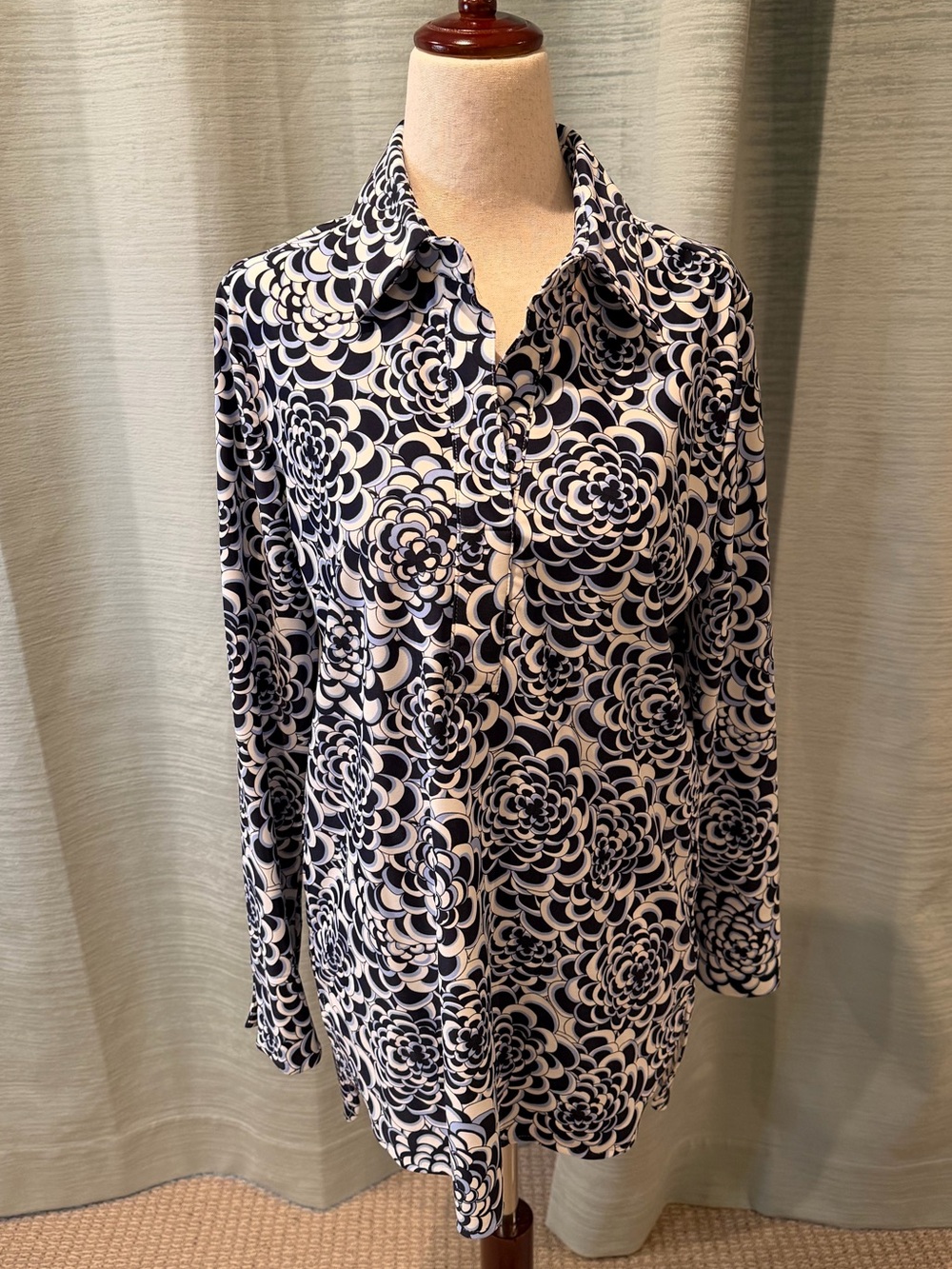 Jude Connally Navy and White Floral Button-Down Shirt